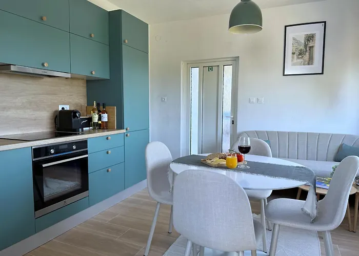 Domnius Appartement Škrip