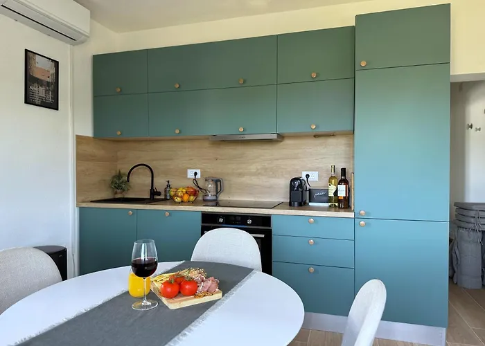 Domnius Appartement *